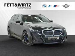 Carbonschwarz metallic Gebraucht 2024 BMW i5 Comfort Edition Limousine | 77.900 € (Fairer Preis)