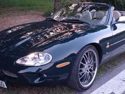 Grün Gebraucht 1998 Jaguar XK8 Cabrio | 19.800 €
