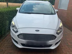 Weiß Gebraucht 2019 Ford S-MAX Titanium Van / Kleinbus | 15.000 € (Guter Preis)