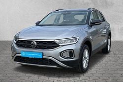 Pyrit silber metallic (metallic) Gebraucht 2023 VW T-Roc Life SUV | 25.776 € (Superpreis)
