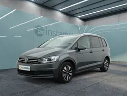Grau Gebraucht 2024 VW Touran Move Van / Kleinbus | 33.749 € (Guter Preis)