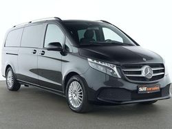Obsidianschwarz Gebraucht 2024 Mercedes V300 Van / Kleinbus | 52.770 €