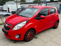 Super red Gebraucht 2011 Chevrolet Spark LS Kleinwagen | 1.440 € (Guter Preis)