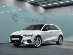 Weiß Gebraucht 2023 Audi A3 Sport Limousine | 37.310 €