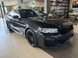 Grau Gebraucht 2023 BMW 520 M Sport Limousine | 40.500 € (Fairer Preis)