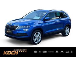 Raceblau metallic Gebraucht 2021 Skoda Karoq Style SUV | 22.995 € (Fairer Preis)