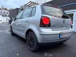 Silber Gebraucht 2006 VW Polo Kleinwagen | 1.900 € (Etwas zu teuer)