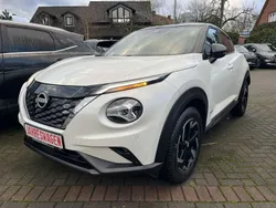 Pearl white/black m Gebraucht 2023 Nissan Juke N-Connecta SUV | 22.990 € (Guter Preis)