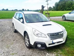 Gebraucht 2014 Subaru Outback Comfort SUV | 7.999 €