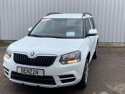 Weiß Gebraucht 2016 Skoda Yeti Cool Edition SUV | 12.900 € (Fairer Preis)