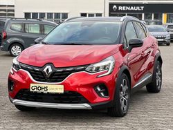Rot Gebraucht 2021 Renault Captur Bose Edition SUV | 18.890 € (Fairer Preis)