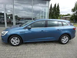Blau Gebraucht 2017 Renault Mégane IV Life Limousine | 8.500 € (Superpreis)