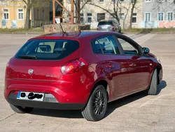 Rot Gebraucht 2009 Fiat Bravo Kleinwagen | 3.000 € (Fairer Preis)