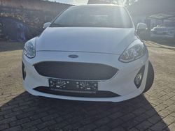 Weiß Gebraucht 2017 Ford Fiesta Kleinwagen | 8.099 € (Fairer Preis)