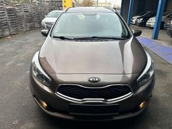 Braun Gebraucht 2015 Kia Ceed Kleinwagen | 6.299 € (Guter Preis)