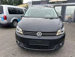 Schwarz Gebraucht 2012 VW Touran Style Van / Kleinbus | 4.850 € (Superpreis)
