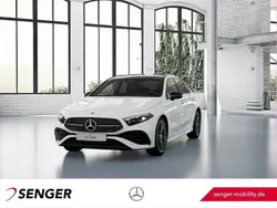 Weiß Gebraucht 2025 Mercedes A200 AMG line Limousine | 35.890 € (Teuer)