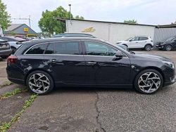 Schwarz Gebraucht 2014 Opel Insignia Edition Kombi | 8.850 € (Etwas zu teuer)