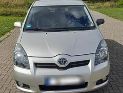 Silber Gebraucht 2008 Toyota Corolla Verso Van / Kleinbus | 3.200 € (Superpreis)