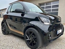 Schwarz Gebraucht 2021 Smart ForTwo Coupé Coupé | 10.900 € (Fairer Preis)