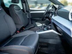 Schwarz Gebraucht 2024 Seat Arona FR SUV | 21.940 € (Fairer Preis)