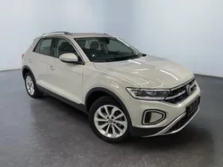 Andere Gebraucht 2024 VW T-Roc Style SUV | 29.124 € (Guter Preis)