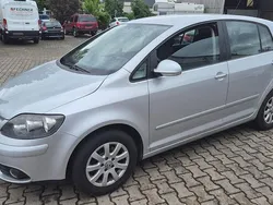 Silber Gebraucht 2005 VW Golf Plus Cross Comfortline Van / Kleinbus | 2.650 € (Guter Preis)