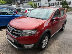 Rot Gebraucht 2015 Dacia Sandero Prestige Kleinwagen | 4.700 € (Superpreis)