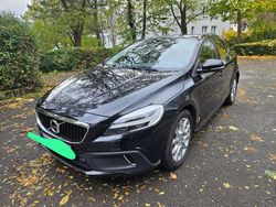 Schwarz Gebraucht 2017 Volvo V40 Limousine | 8.800 € (Guter Preis)