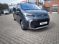 Titanium grey Gebraucht 2024 Toyota Proace Verso Team Kombi | 47.400 € (Teuer)