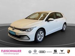 Weiß Gebraucht 2020 VW Golf VIII Life Limousine | 16.460 € (Guter Preis)