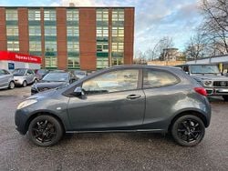 Grau Gebraucht 2009 Mazda 2 Inclusive Kleinwagen | 1.480 € (Superpreis)