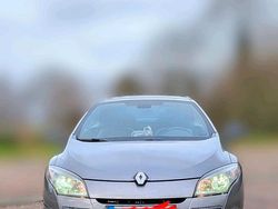 Grau Gebraucht 2010 Renault Mégane Cabriolet Cabrio | 6.500 €