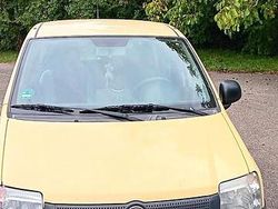 Gelb Gebraucht 2009 Fiat Panda Kleinwagen | 2.000 € (Teuer)