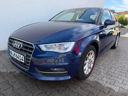 Blau Gebraucht 2014 Audi A3 Limousine | 5.990 € (Teuer)