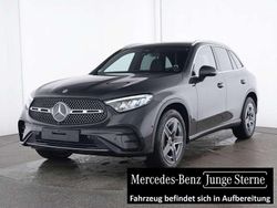 Grau Gebraucht 2024 Mercedes GLC200 AMG line SUV | 50.900 € (Fairer Preis)
