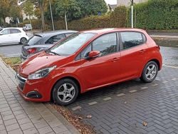 Orange Gebraucht 2015 Peugeot 208 Active Kleinwagen | 3.700 € (Superpreis)