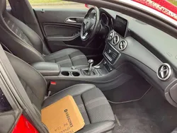Rot Gebraucht 2017 Mercedes CLA180 Urban Limousine | 14.777 € (Fairer Preis)