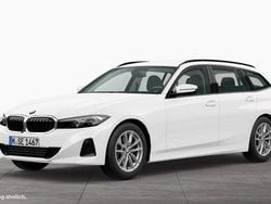 Weiß Gebraucht 2025 BMW 318 Comfort Edition Kombi | 33.990 € (Superpreis)