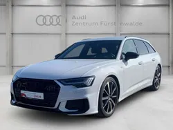 Weiss Gebraucht 2024 Audi A6 Design Kombi | 63.950 €