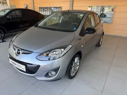 Grau Gebraucht 2013 Mazda 2 Edition Limousine | 8.990 € (Teuer)