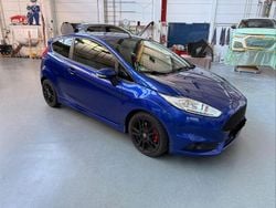 Blau Gebraucht 2015 Ford Fiesta Sport Kleinwagen | 12.999 € (Teuer)