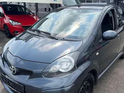 Anthracite grey Gebraucht 2009 Toyota Aygo Cool Kleinwagen | 3.200 € (Etwas zu teuer)
