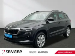 Schwarz Gebraucht 2024 Skoda Karoq Selection SUV | 31.150 € (Fairer Preis)