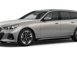 Grau Gebraucht 2025 BMW 520 Comfort Edition Kombi | 58.011 € (Fairer Preis)