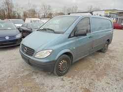 Magmarot Gebraucht 2010 Mercedes Vito Van / Kleinbus | 2.250 €