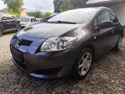 Grau Gebraucht 2008 Toyota Auris Kleinwagen | 3.200 € (Guter Preis)