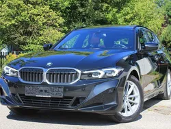 Schwarz Gebraucht 2023 BMW 318 Sport Line Kombi | 28.900 € (Fairer Preis)