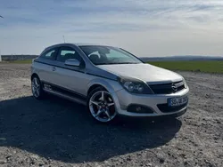 Silber Gebraucht 2005 Opel Astra GTC Coupé | 3.600 € (Guter Preis)