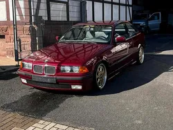 Rot Gebraucht 1993 BMW 325 Coupé | 13.000 €